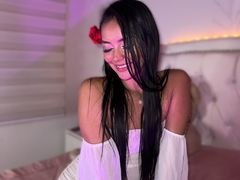 IsabelleRous - female with black hair and  small tits webcam at LiveJasmin