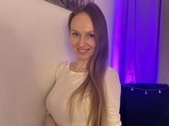 IsabelleWindsor from LiveJasmin