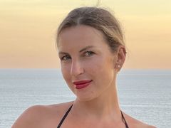 IslandEmilia from LiveJasmin