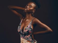 IssaJenner from LiveJasmin