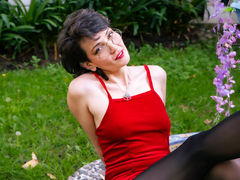 IveteDurand - female with black hair and  big tits webcam at LiveJasmin