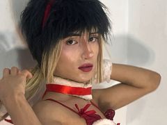 IviMiller - shemale with black hair webcam at LiveJasmin