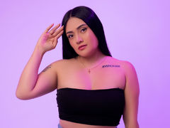 CamillaOsori - female with black hair and  big tits webcam at LiveJasmin