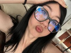 Ivy_Storm - female with black hair webcam at ImLive