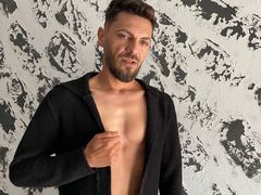 JackSlimmer from LiveJasmin