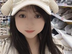 JadeDeng from LiveJasmin