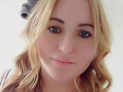 Jadelou from LiveJasmin