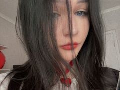 JadeyCharm from LiveJasmin