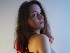 JameKincaide - female with brown hair webcam at LiveJasmin