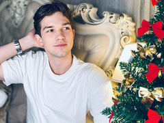 JamesRaw from LiveJasmin