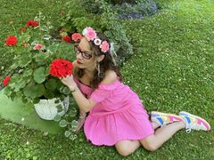 DJaneQueen - female with brown hair webcam at LiveJasmin