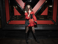 DJaneQueen - female with brown hair webcam at LiveJasmin