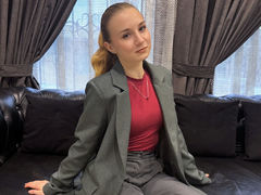 JaniceCorona - blond female webcam at LiveJasmin