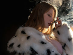 VeronicaWatts - blond female with  big tits webcam at xLoveCam