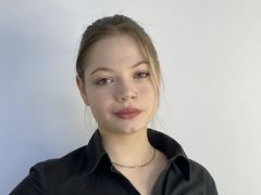 JanuaryBuswell from LiveJasmin