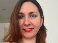 JasminGlamours from LiveJasmin