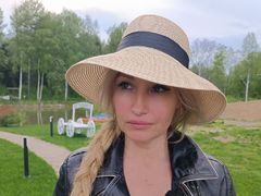 JasminRom from LiveJasmin