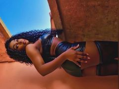 JasmineSalmie from LiveJasmin