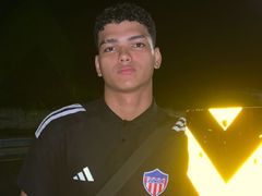 JasseinBrowns from LiveJasmin