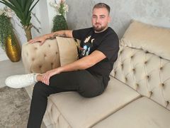 JeanMike - male webcam at LiveJasmin