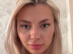 JeneRizzi - blond female with  small tits webcam at LiveJasmin