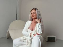 ChloeNavi - blond female with  big tits webcam at LiveJasmin