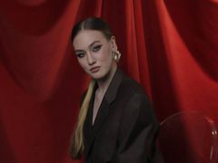 JenniferCamprell - female with red hair webcam at LiveJasmin