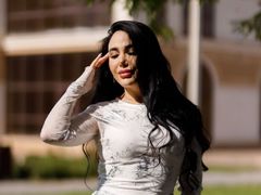 JenniferClayton - female with black hair webcam at LiveJasmin