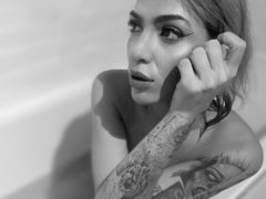 JenniferVan from LiveJasmin
