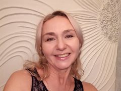 JennisRomero - blond female with  big tits webcam at LiveJasmin