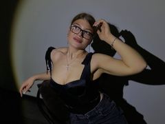 JennyBlossom from LiveJasmin