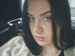 JennyCuk - female with brown hair and  big tits webcam at LiveJasmin