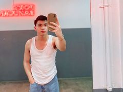 JerichoGutierez from LiveJasmin