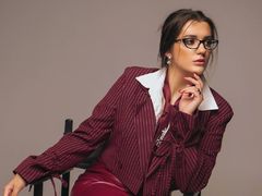 JessicaBakere - female with brown hair webcam at LiveJasmin