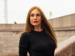 AmandaBriann - female with red hair webcam at LiveJasmin