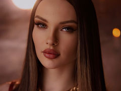 JessicaSanders - female with brown hair and  big tits webcam at LiveJasmin