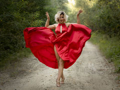 JessieBond from LiveJasmin