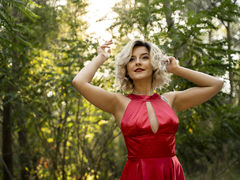 JessieBond - blond female with  big tits webcam at LiveJasmin