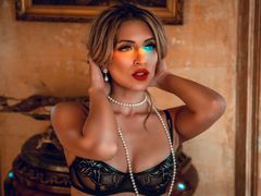 JessycaPike - blond female with  big tits webcam at LiveJasmin