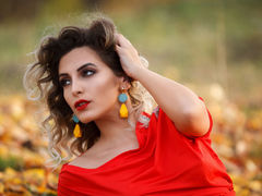 JessycaPike - blond female with  big tits webcam at LiveJasmin