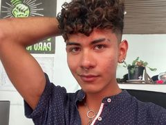 JeyRobins from LiveJasmin