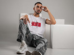 JhosuaCollins - male webcam at LiveJasmin