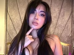 JiJi - female with brown hair and  big tits webcam at LiveJasmin