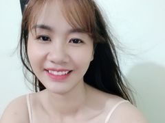 AmyAurora - female with brown hair and  big tits webcam at LiveJasmin