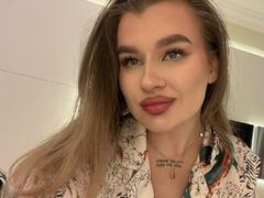 JoanneMoore from LiveJasmin