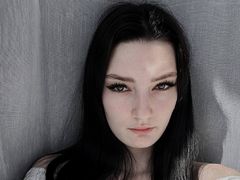 JoelAkerley - female with brown hair webcam at LiveJasmin
