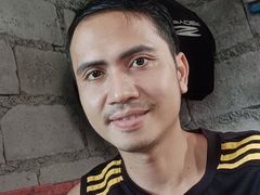 JohanzenCabata from LiveJasmin