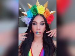 abril_spring - shemale with black hair webcam at ImLive