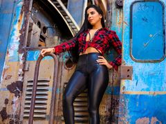 Khaina - female with black hair and  big tits webcam at LiveJasmin