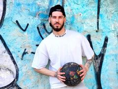 JonahShaw - male webcam at LiveJasmin